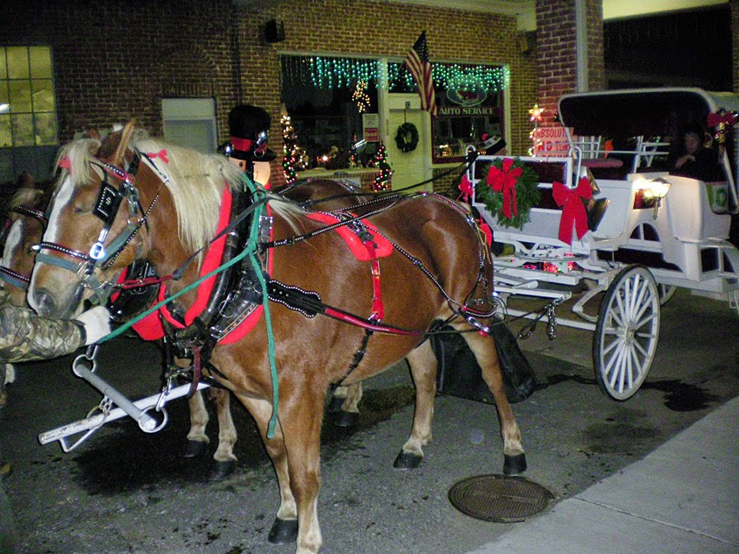 The Candlelight Stroll - Visit Weaverville